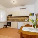 Ljubica Apartamento *