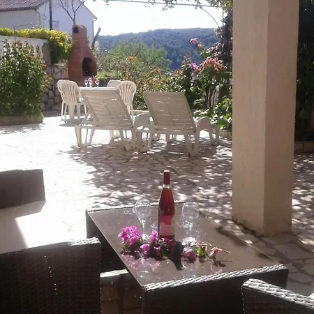 Ljubica Apartment *