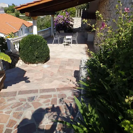 Apartment Ljubica *