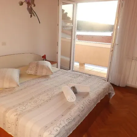 Ljubica Apartment *