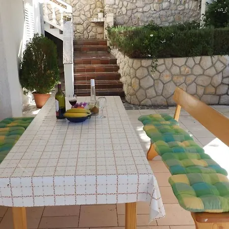 Apartment Ljubica Kampor